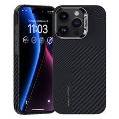 Apple iPhone 14 Pro Max Kılıf M-safe Şarj Özellikli Karbon Fiber Benks Montage ArmorAir Kevlar Kapak