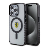 Apple iPhone 15 Pro Max Kılıf Ferrari Orjinal Lisanslı M-safe Şarj Özellikli Tırtıklı Kenar Tasarımlı Ortalanmış Logo Kapak