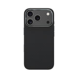 Apple iPhone 17 Pro Max Kılıf Karbon Fiber M-safe Şarj Özellikli Benks Hybrid ArmorPro 600D Kevlar Kapak