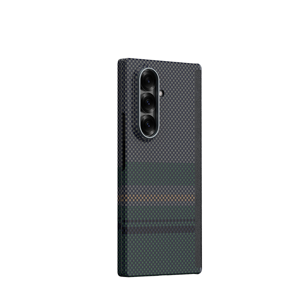 Galaxy Z Fold 7 Kılıf M-safe Şarj Özellikli Karbon Fiber Tasarımlı Benks Aurora ArmorAir Kevlar Kapak